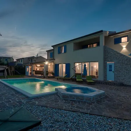 1522 Villa *