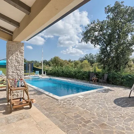 Villa 1522 Zminj